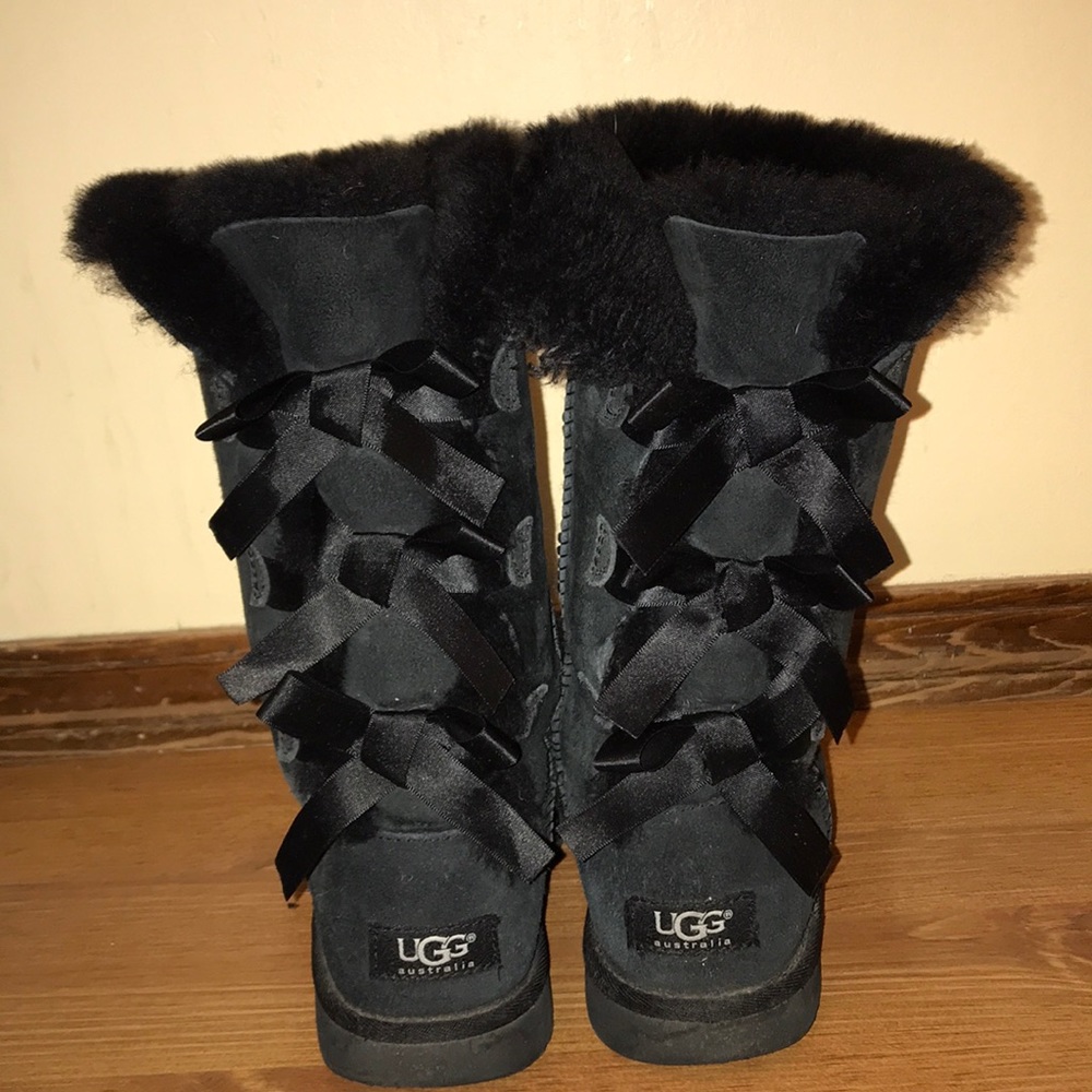Ugg Bailey Bow Black